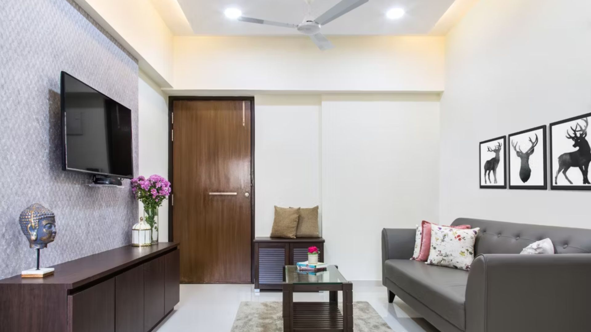 Spacious or Comfortable 1 BHK Flat in Dwarka Mor