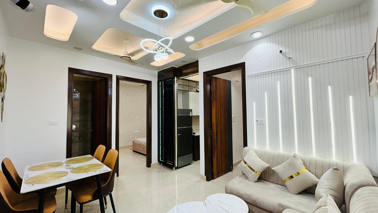 woderful 3bhk flat in delhi