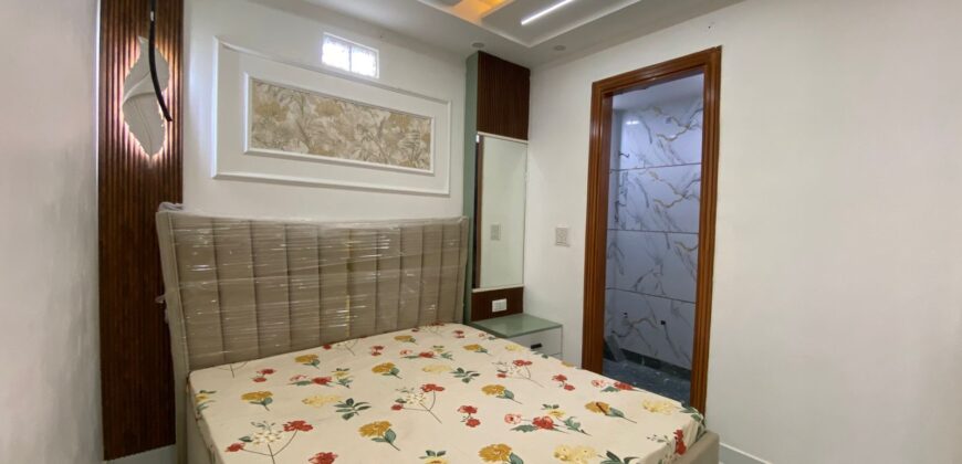 2 bhk flat in uttam nagar near dwarka mor metro