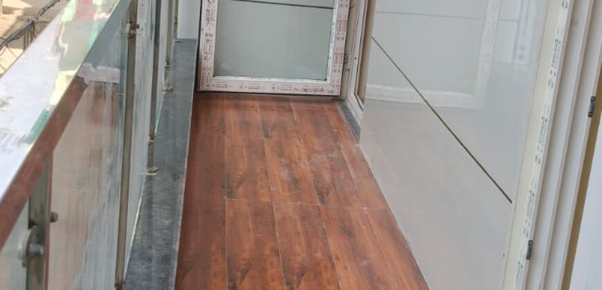 Spacious & Stylish 3BHK Flat in West Delhi | Perfect Family Home!