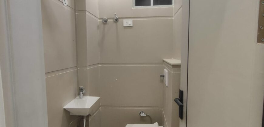 Spacious 3BHK Flat Mohan Garden | Prime Location Near Metro