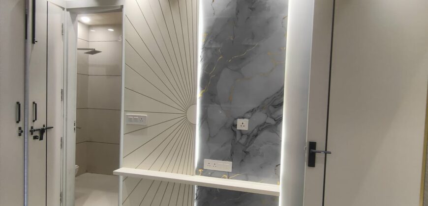 Spacious 3BHK Flat Mohan Garden | Prime Location Near Metro