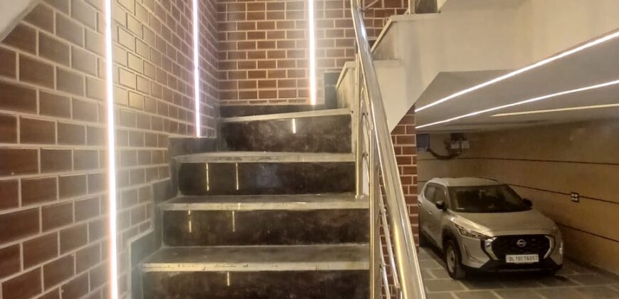 Spacious 2BHK Flat in Mansa Ram Park, Delhi | Prime Location | Ready to Move