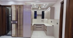 Spacious 3 BHK Flat in Mohan Garden D Block | Prime Location & Modern Amenities