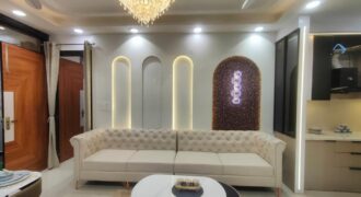 Freehold 3 BHK Flat in Dwarka Mor | Ready Registry