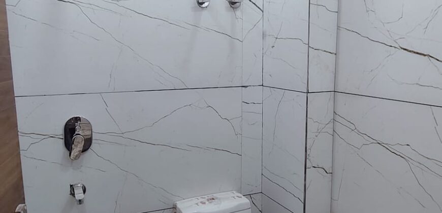 Semi-Furnished 2 BHK Flat in Dwarka Mor Near Metro