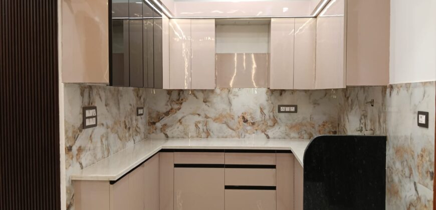 Move-In Ready 3 BHK Flat in Uttam Nagar West