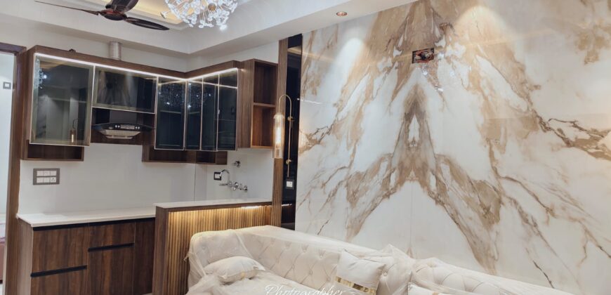 Freehold 2 BHK Flat in Dwarka Mor with Easy Loan