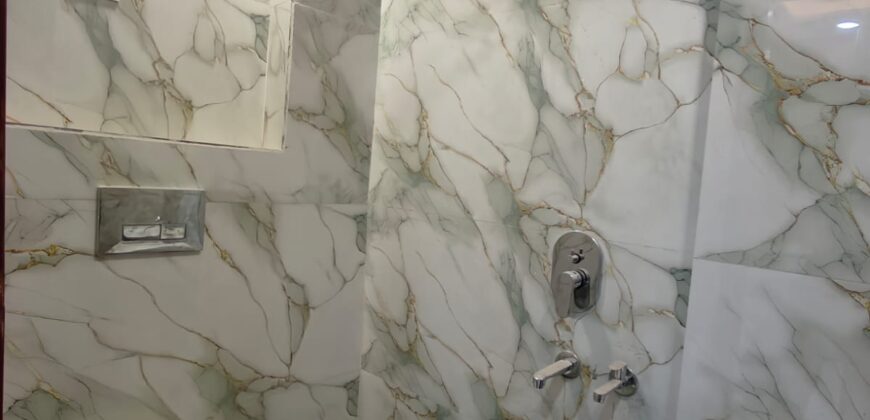 2 BHK Flat with Balcony in Uttam Nagar Near Metro