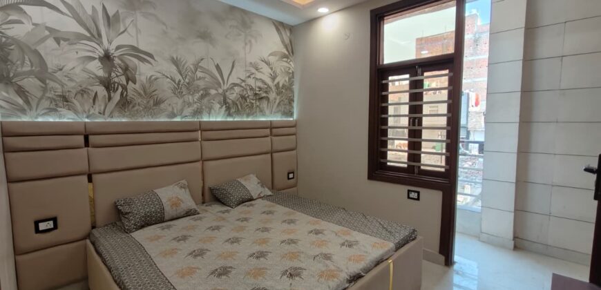 2 BHK Flat Near Metro in Dwarka Mor | Ideal for Family