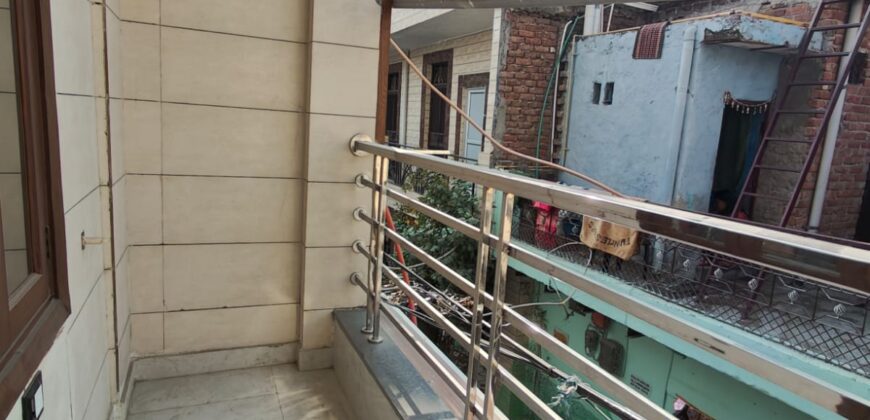 2 BHK Builder Floor in Dwarka Mor | Ready to Register