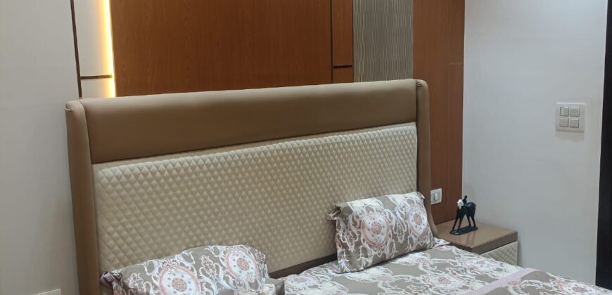 Independent 4BHK Flat in Bharat Vihar, Old Palam Road | Near Sec-14 Dwarka Metro