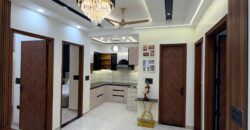Affordable 3 BHK Flat in Old Palam Road, Delhi
