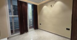 Spacious 2 BHK Flat for Sale – Gurdwara Road, Mohan Garden, Delhi