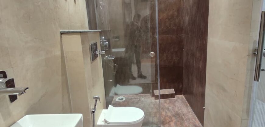 Luxury Front-Side 4 BHK Flat in Delhi | Book Your Dream Home