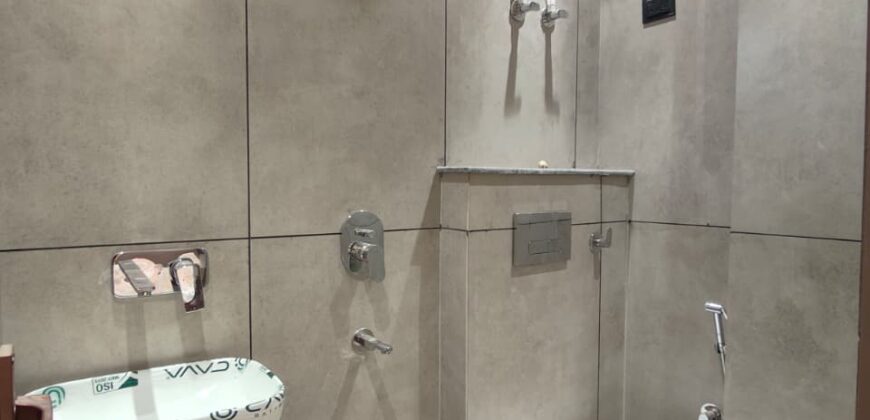 Luxury Front-Side 4 BHK Flat in Delhi | Book Your Dream Home