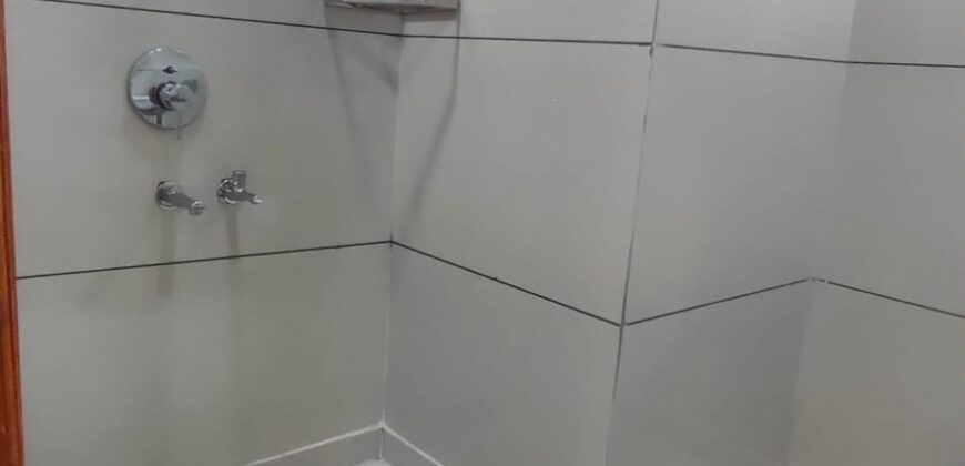 🏡 Independent 4 BHK Flat for Sale in West Delhi | Near Metro