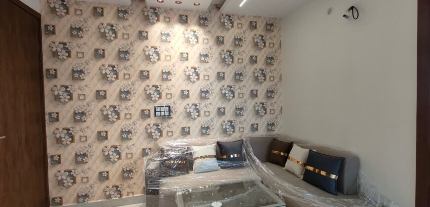 Modern L-Type 3BHK Flat for Sale in Mohan Garden with Excellent Ventilation