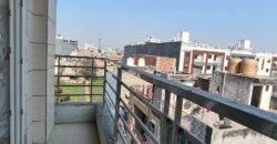 Modern L-Type 3BHK Flat for Sale in Mohan Garden with Excellent Ventilation