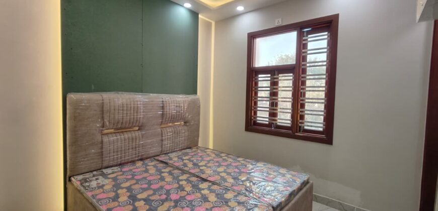 L-Type 3 BHK Flat for Sale in Mohan Garden, Uttam Nagar