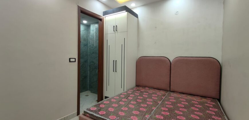 Affordable 2 BHK Flat in Mohan Garden, Uttam Nagar – Ready to Move