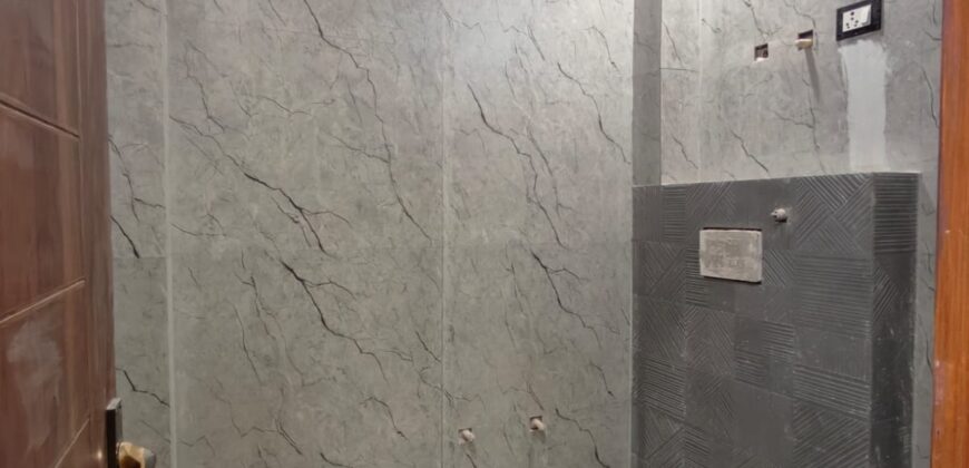 Modern 2 BHK Flat in Mohan Garden, Uttam Nagar, Delhi – Visit Now!