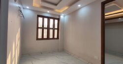 2BHK Flat for Sale in Mohan Garden, Delhi – Perfect View & Location