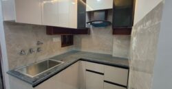 1 BHK Flat in P Block, Mohan Garden – Convenient Location with Modern Amenities