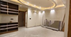 Front-Side 4BHK Flat in Mansa Ram Park, Uttam Nagar, Delhi – Visit Now