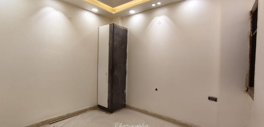 Premium 3BHK Flat in Mansa Ram Park, Uttam Nagar, Delhi – For Sale