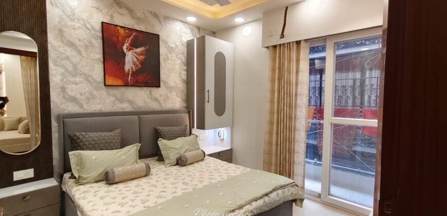 Front-Side 2BHK Flat with Parking for Sale in Mohan Garden, Uttam Nagar, Delhi