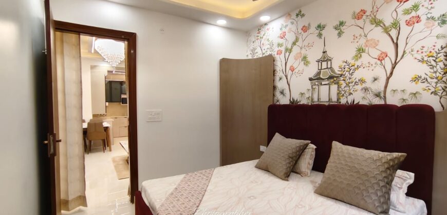 Front-Side L-Corner 4 BHK Flat for Sale in Uttam Nagar, Delhi – Prime Location