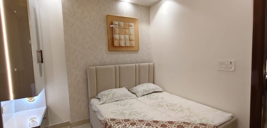 Front-Side L-Corner 4 BHK Flat for Sale in Uttam Nagar, Delhi – Prime Location