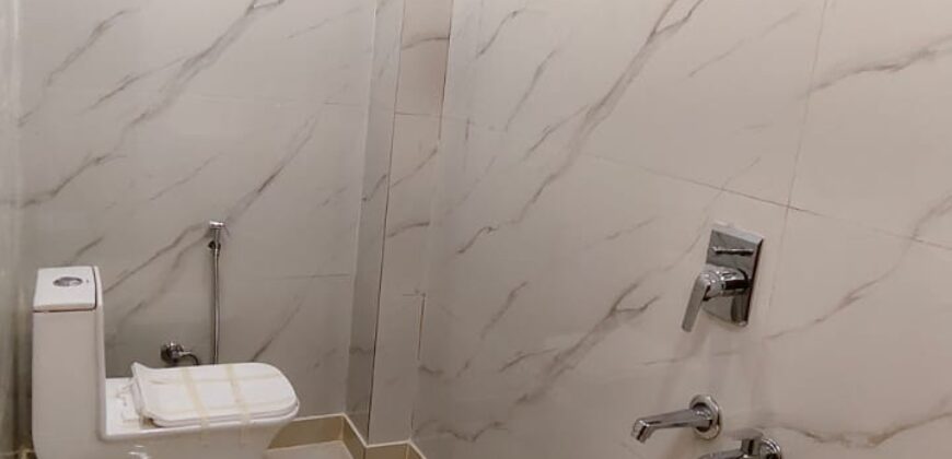 Front-Facing 3BHK Flat for Sale in Uttam Nagar, Delhi