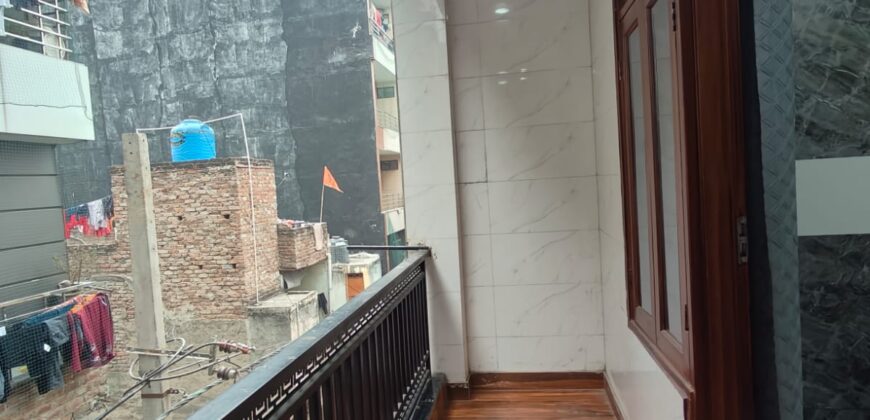 Front-Facing 2BHK Flat for Sale in Uttam Nagar, Delhi | Prime Location