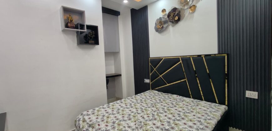 Independent 4 BHK Flat for Sale – Kiran Garden, Uttam Nagar, Delhi