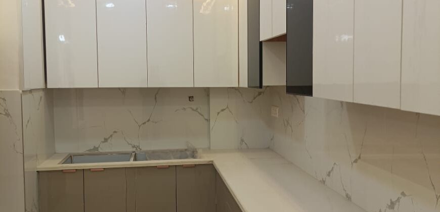 Spacious 4 BHK Flat in Dwarka, Delhi | Buy Flat in Dwarka