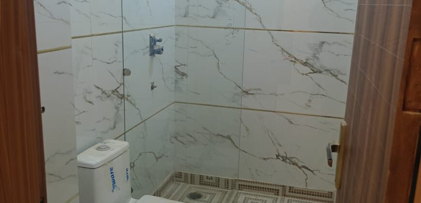 Spacious 4 BHK Flat in Dwarka, Delhi | Buy Flat in Dwarka