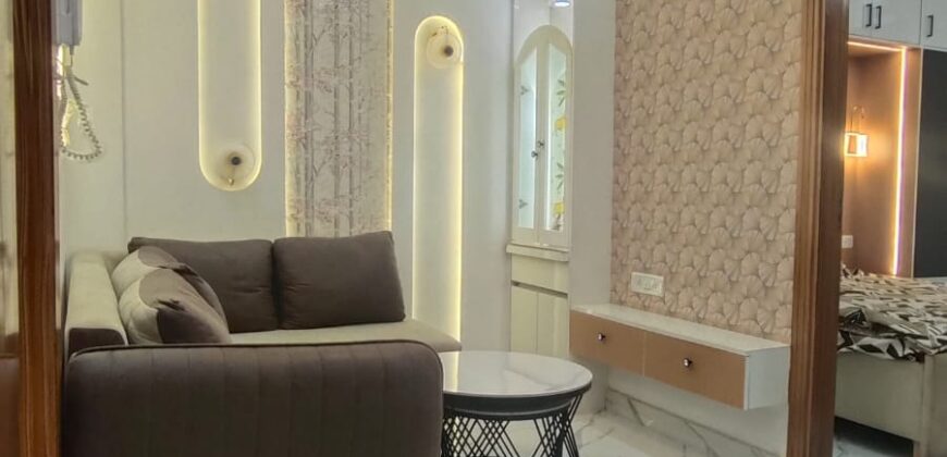 Spacious 2 BHK Flats in Dwarka Mor Ready to Move