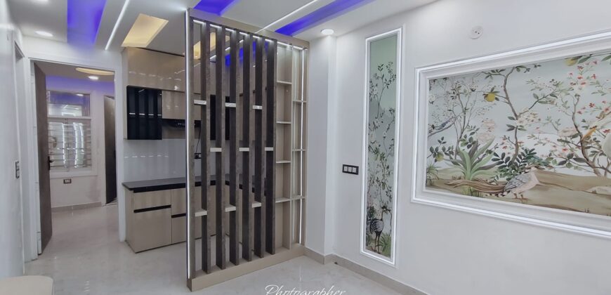 1 BHK Flat for Sale in Mohan Garden, Dwarka Mor – Affordable & Ready to Move