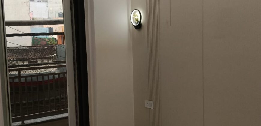 2 BHK Flat for Sale in Vipin Garden, Dwarka Mor, Delhi