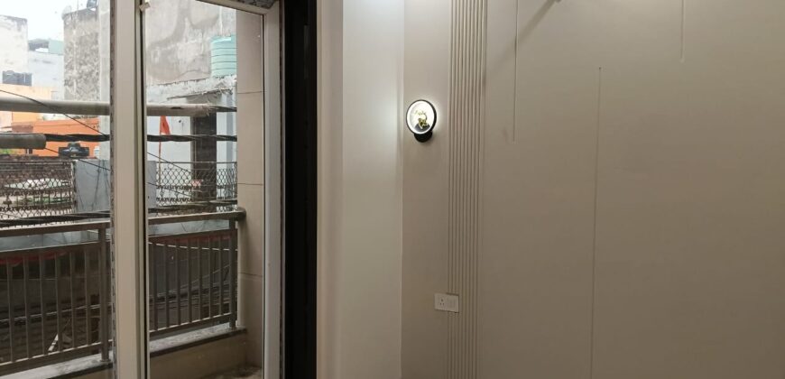 2 BHK Flat for Sale in Vipin Garden, Dwarka Mor, Delhi