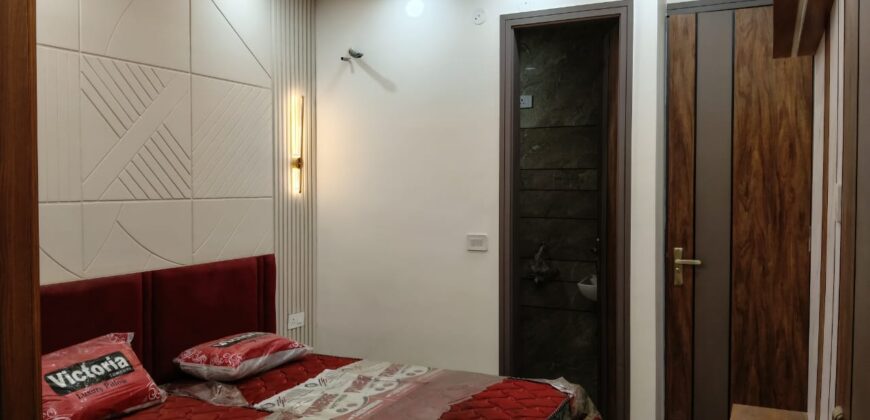 3 BHK Flat in Vipin Garden, Dwarka Mor, Delhi – Visit Now