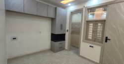 Spacious L-Type 2 BHK Flats for Sale in Om Vihar Phase 1, Uttam Nagar