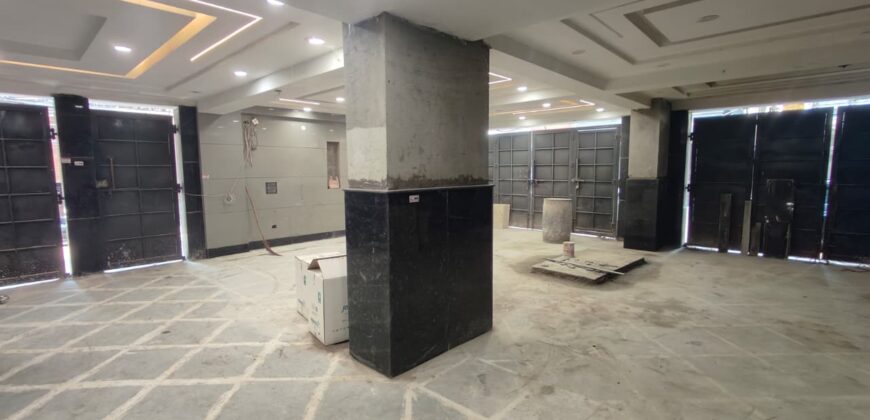 L-Type 3 BHK Flat for Sale in Kiran Garden, Uttam Nagar, Delhi