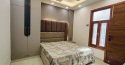 L-Type 4 BHK Flat for Sale in Kiran Garden, Uttam Nagar, Delhi