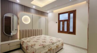 L-Type 4 BHK Flat for Sale in Kiran Garden, Uttam Nagar, Delhi