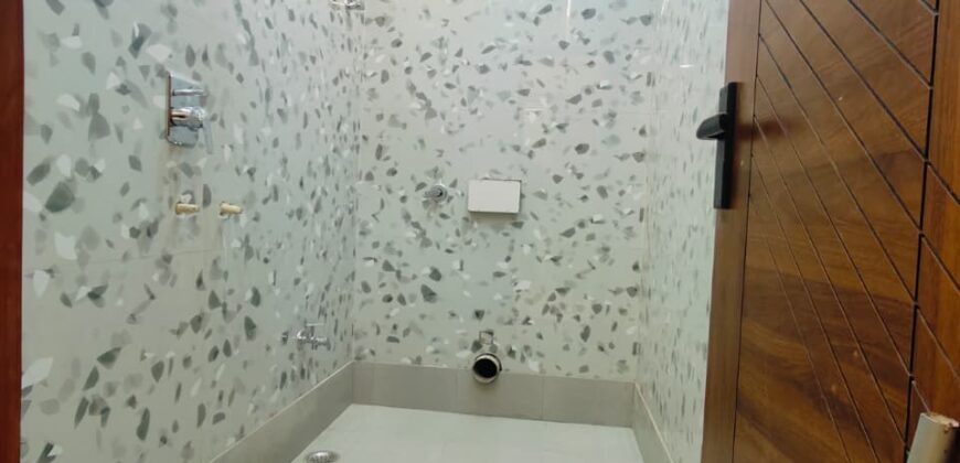 3 BHK Flat in Kiran Garden, Uttam Nagar, Delhi | Flats for Sale