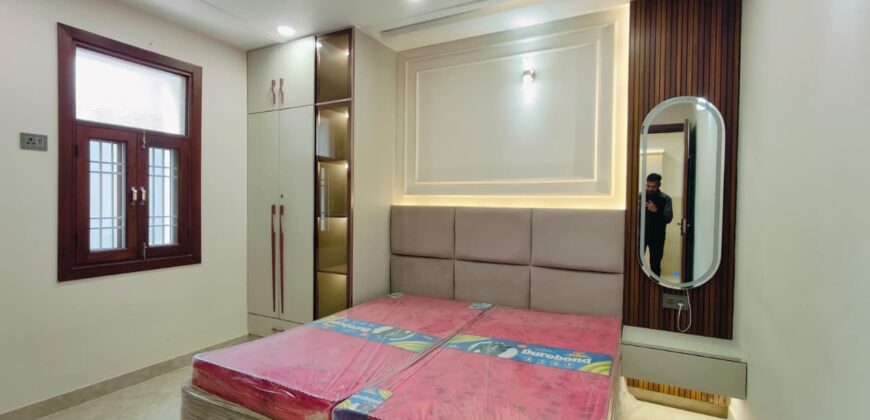 3 BHK Flat in Kiran Garden, Uttam Nagar, Delhi | Flats for Sale