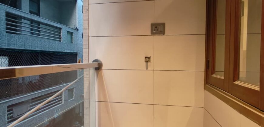 2 BHK Flats in Dwarka Mor Ready to Move | Affordable Flat in Dwarka Mor